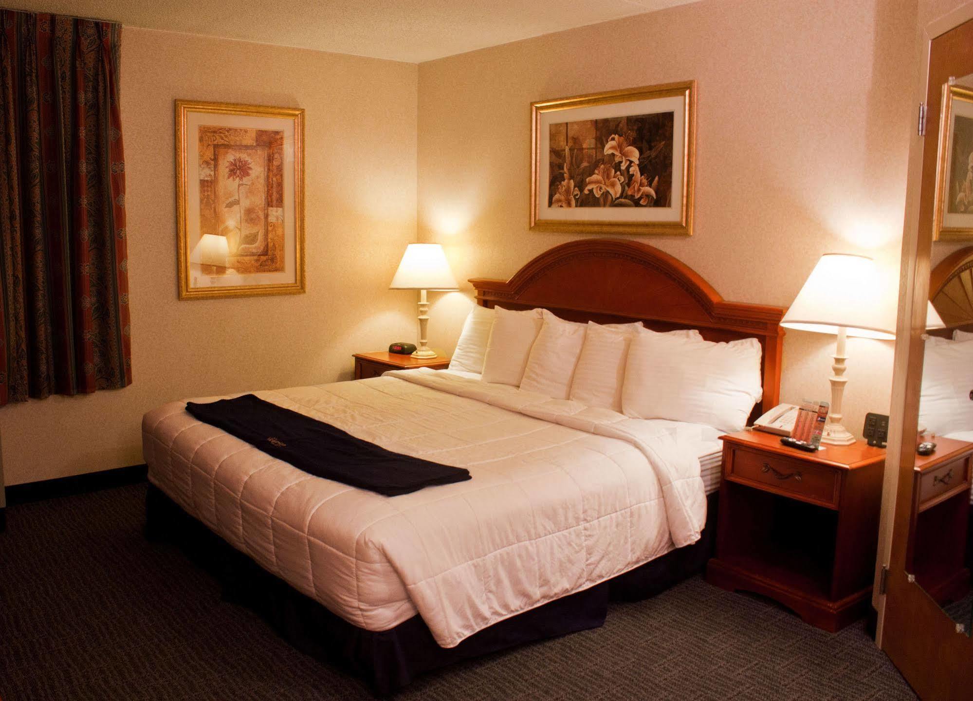 New Victorian Inn & Suites Omaha Eksteriør billede